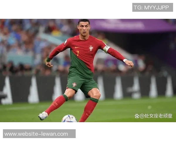 足球三号的传奇之路与背后故事揭秘球迷心中的英雄形象